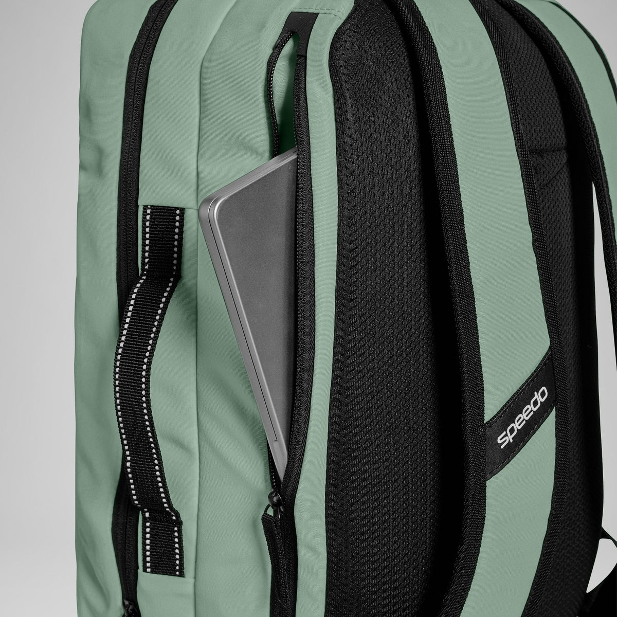 25L Flex Bag Olive | Speedo