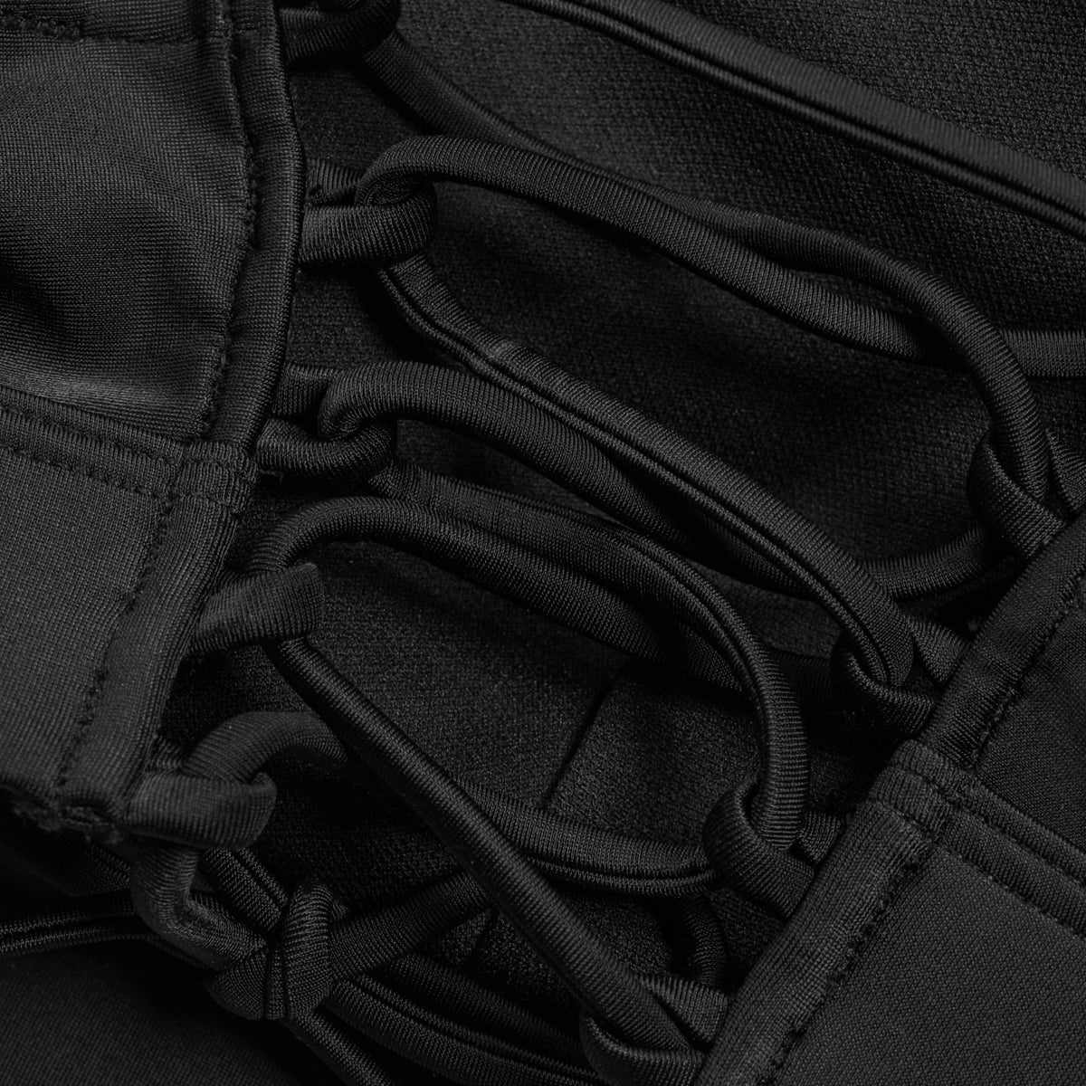 Shaping Triangle Top Black | Speedo
