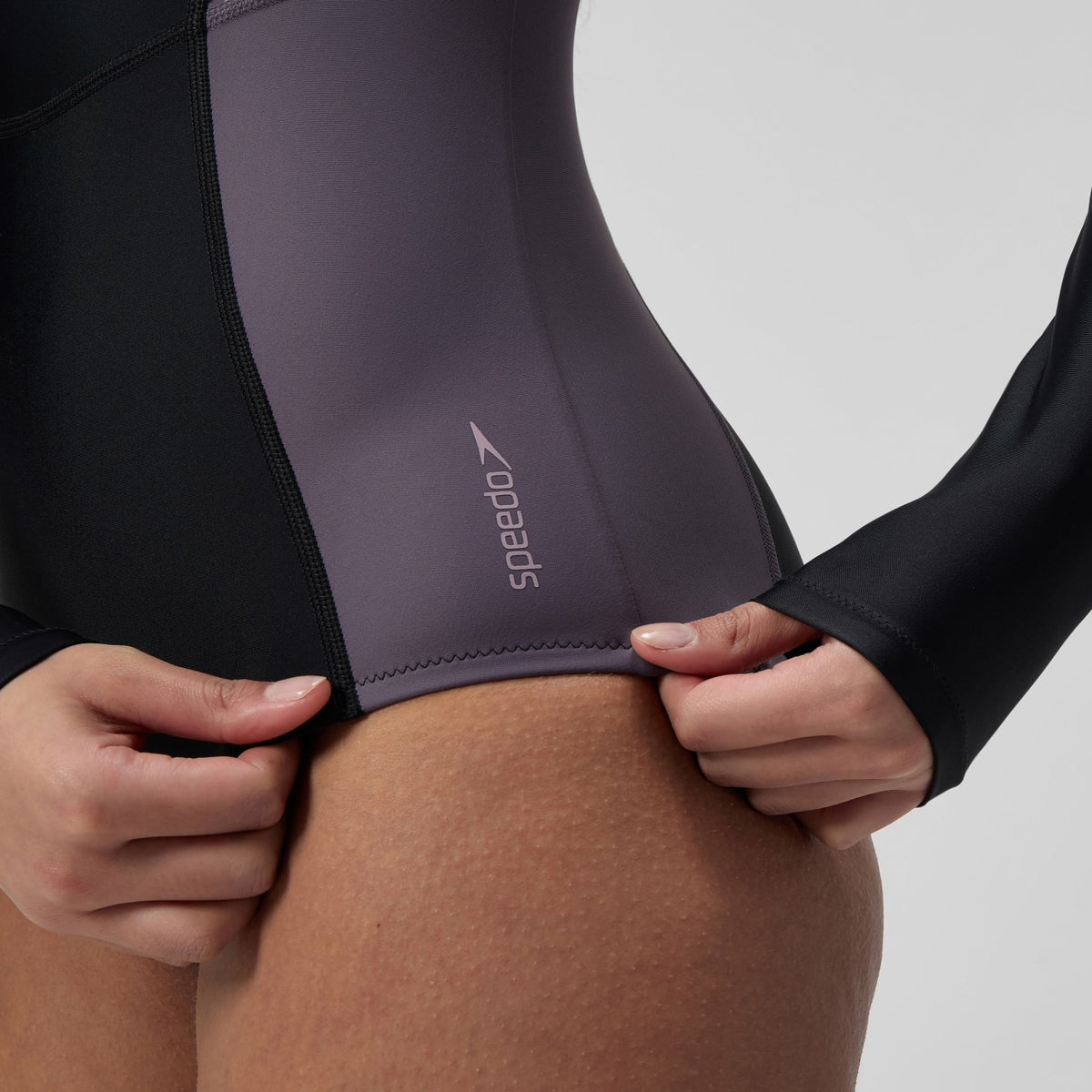 Long Sleeve Zip Back Swimsuit Black/Dark Grey | Speedo