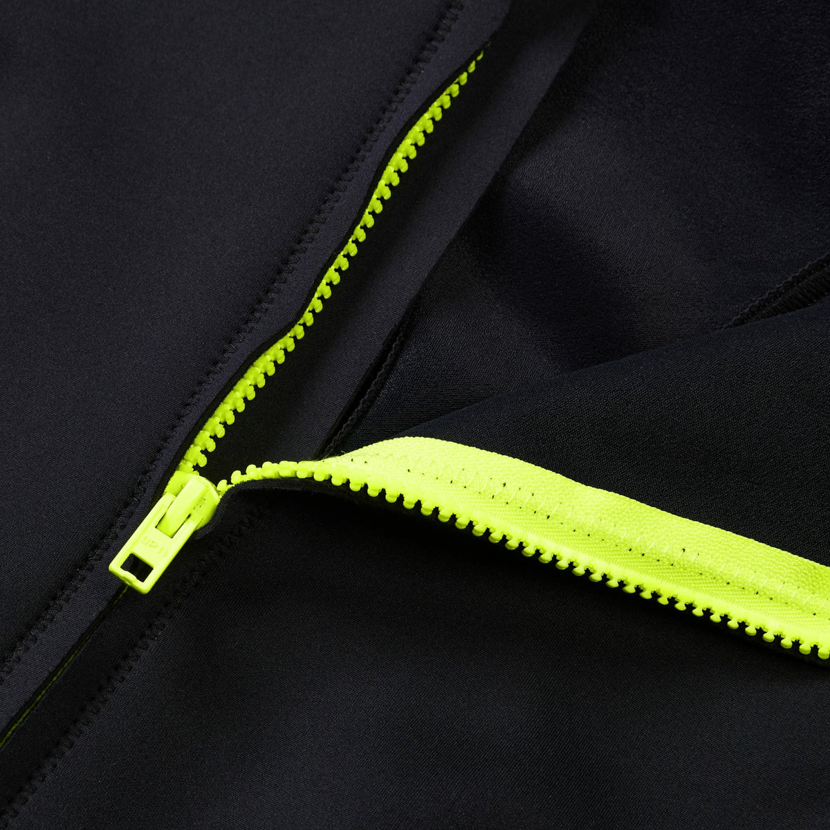 Sleeveless Thermal Swimsuit Black/Yellow | Speedo