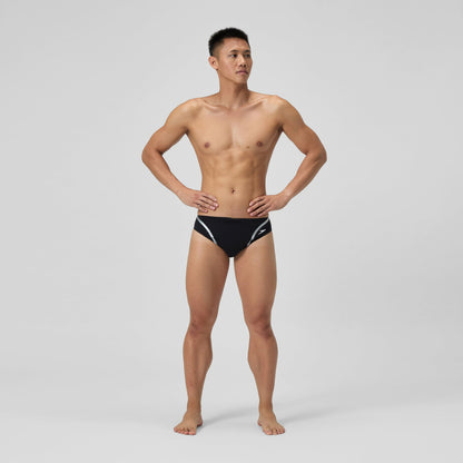V Class Movement Brief Black | Speedo