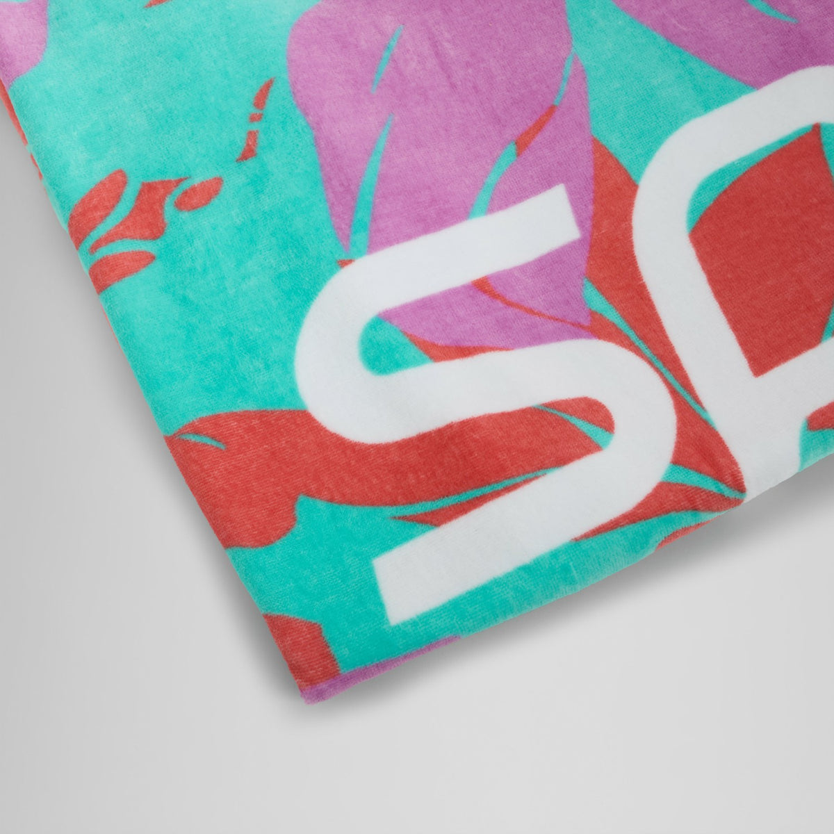 Printed Beach Towel Turquoise/Pink | Speedo
