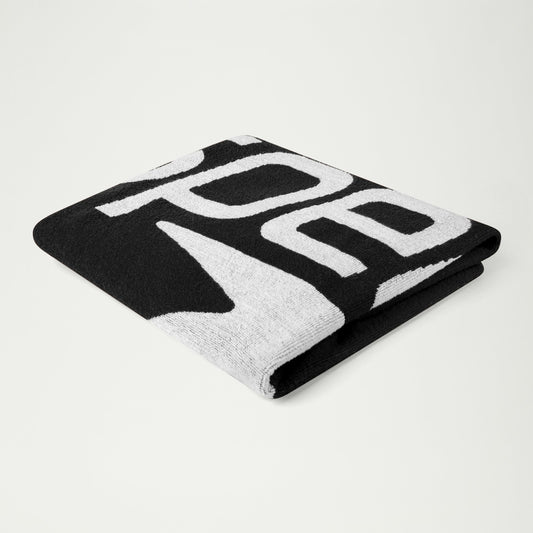 Speedo Logo Towel Black/White | Speedo