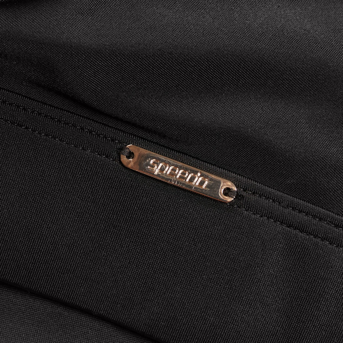 Shaping Triangle Top Black | Speedo