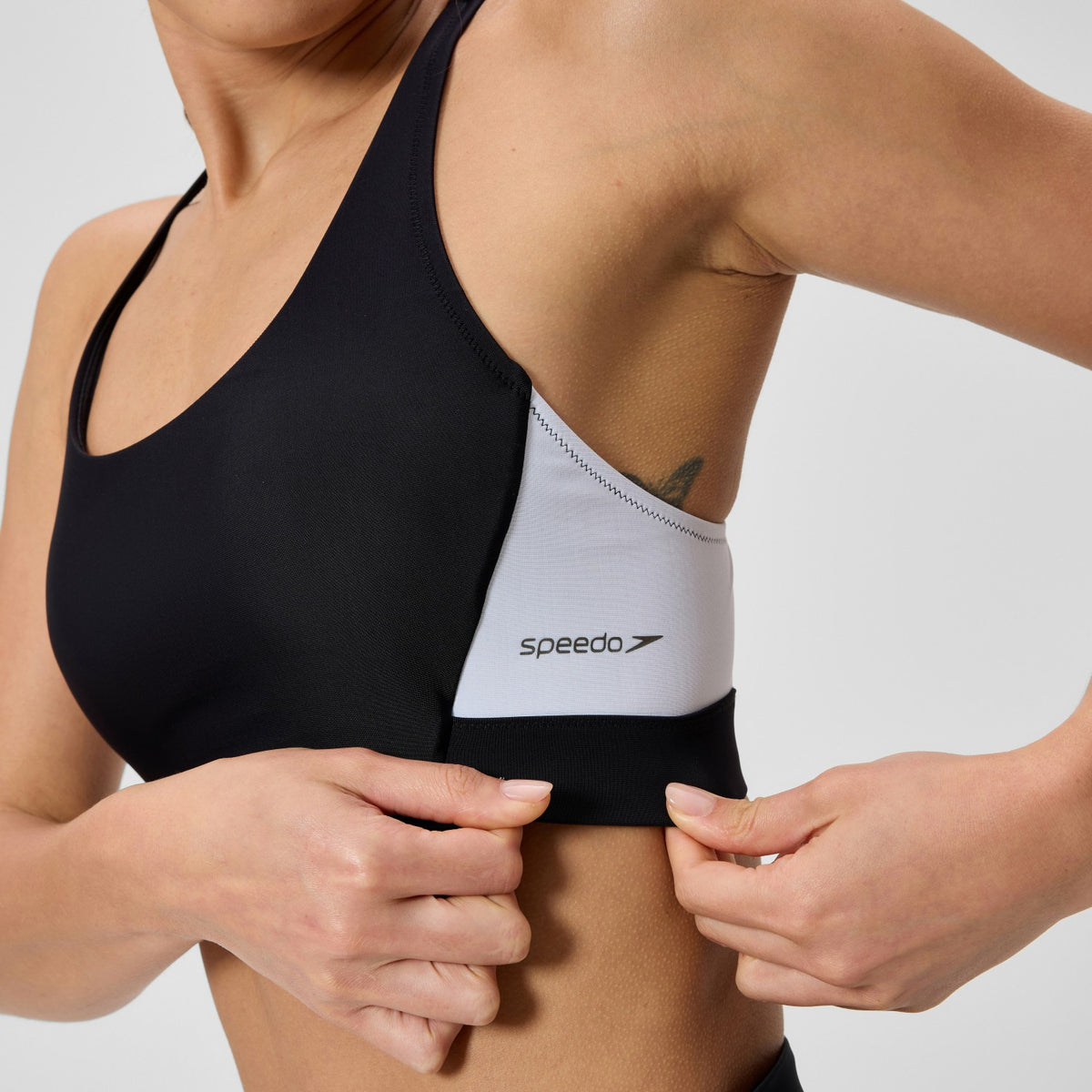 Colourblock Bikini Top Black/White | Speedo