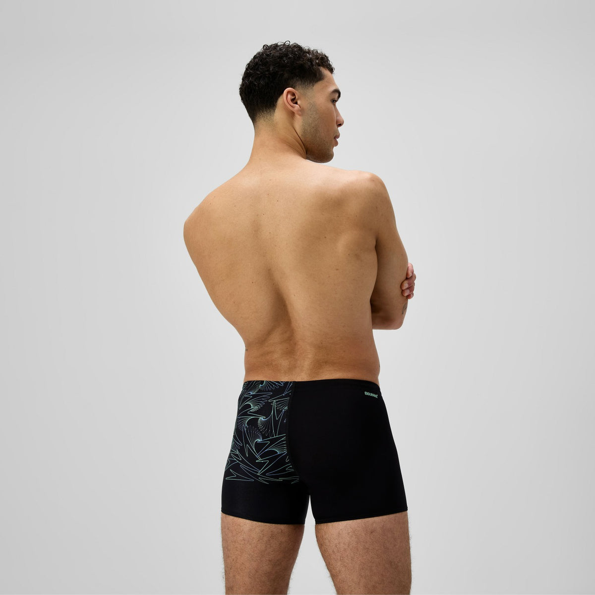Hyperboom V-Cut Aquashorts Black/Green | Speedo